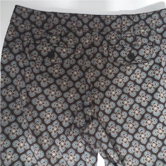 Ann Taylor Loft Women's Petite Brown Floral Cotton Mid Rise Capri Pants Size 14P - Picture 6 of 7